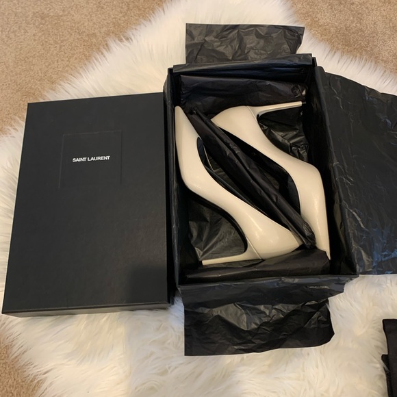 NEVER WORN, BRAND NEW White YSL pumps! - Picture 2 of 6